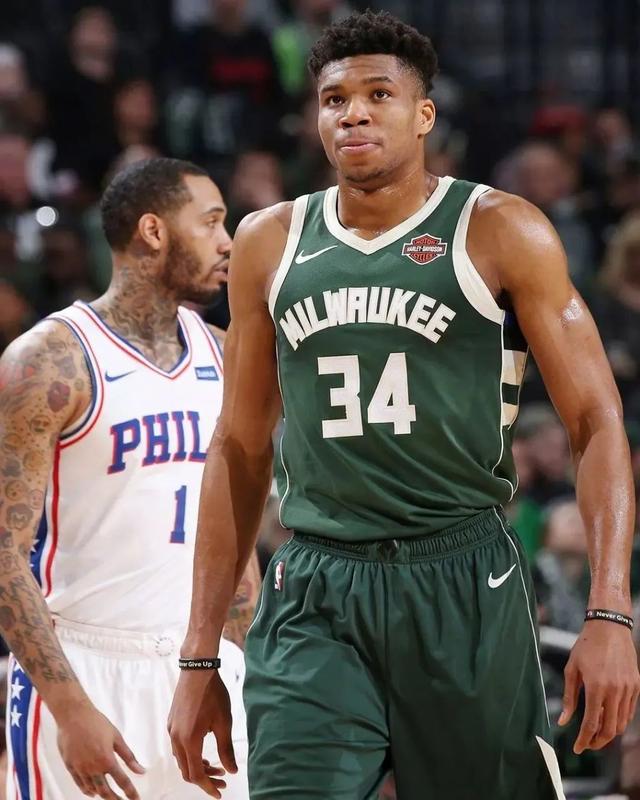 41分赛季新高！伦纳德：我只是照常将球投进 赢球才是最重要的（轰下赛季新高41分！伦纳德：照常投篮照样命中，胜利才是第一位）