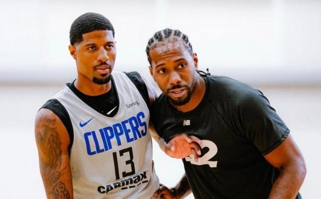 球队战术调整取得明显效果（球队战术调整成效显著）