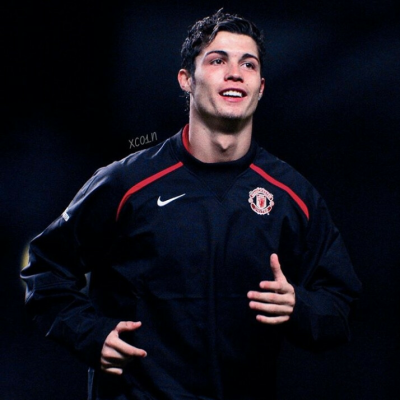 比利亚：西班牙前国脚奎尼是西班牙足球历史上最伟大的射手（比利亚：奎尼堪称西班牙足坛史上最伟大射手）