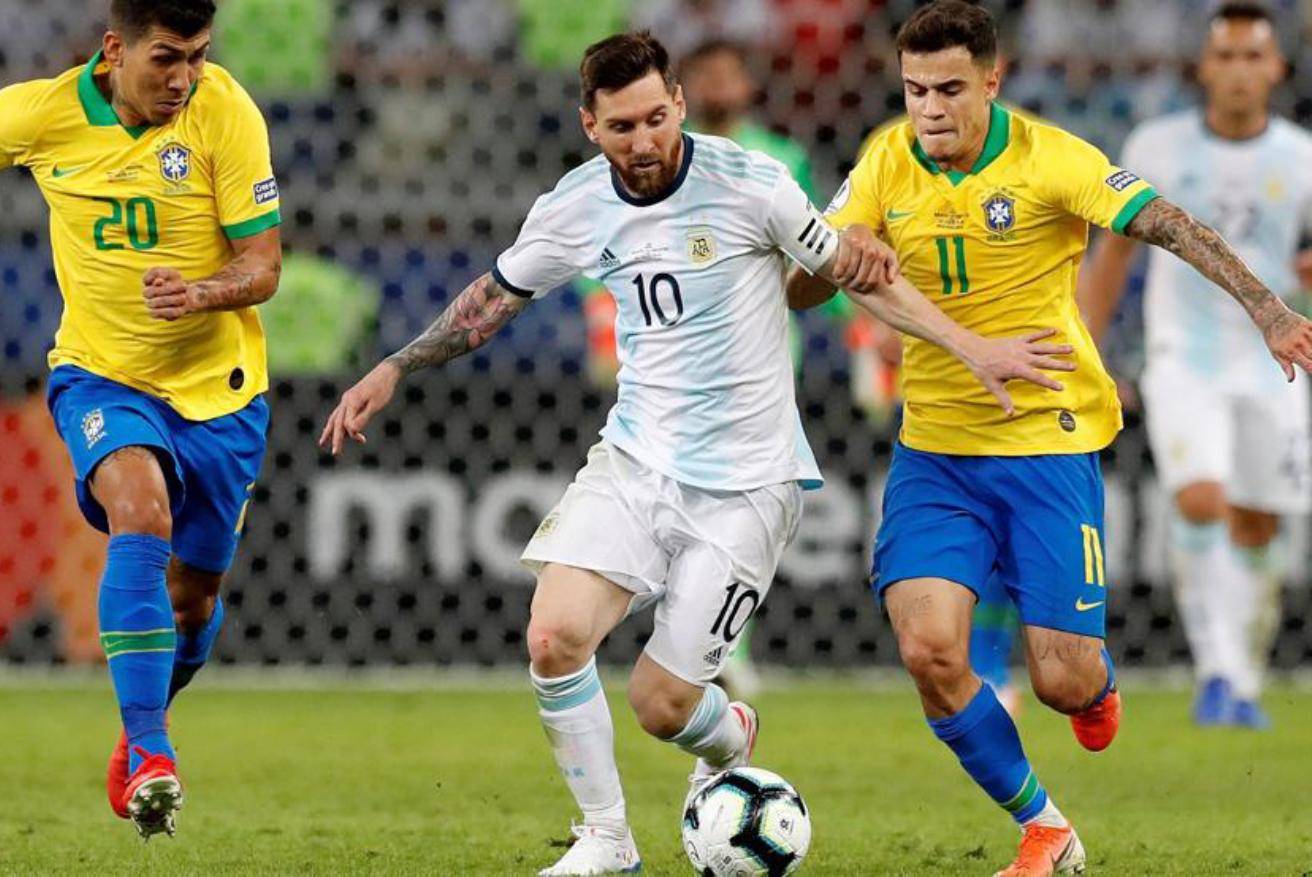 诺伊尔：平局是个不错的结果，我们拿到了1分而竞争对手没有（诺伊尔：平局可接受，我们拿到1分而对手空手而归）