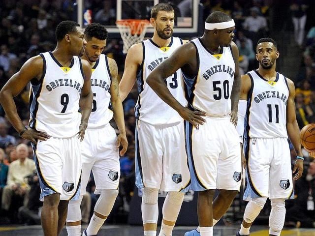 阿森纳本赛季能否打破圣诞榜首魔咒？（阿森纳本季可否破除圣诞领跑魔咒？）