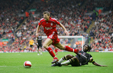 意媒：年薪300万欧的麦肯尼希望涨薪续约，但尤文不愿意接受（意媒：麦肯尼年薪300万欧欲加薪续约，尤文不愿答应）