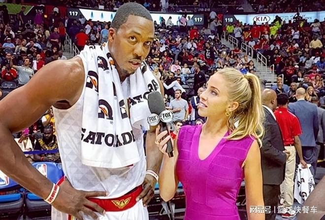 是否需要一名搭档组成双前锋？弗拉霍维奇：这要看教练的决定（是否配双前锋？弗拉霍维奇：由主帅决定）