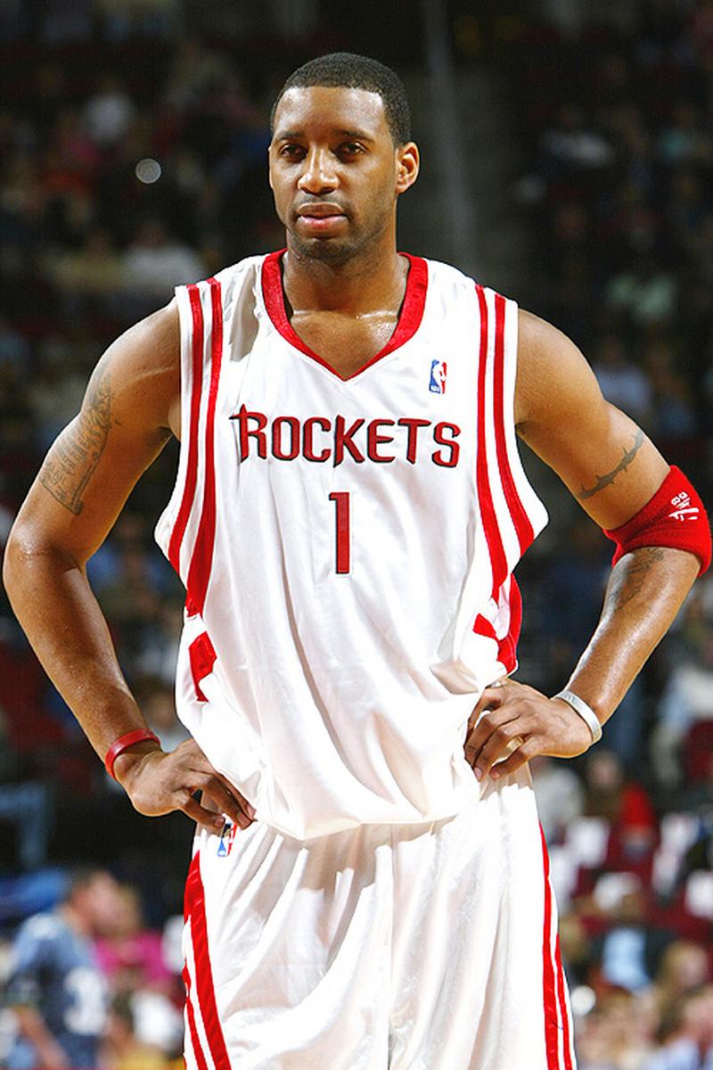 李帅与海港球迷同庆：尊敬的四星球迷，冠军是我们一起拿到的（李帅携海港球迷同欢：向四星拥趸致敬，冠军由我们共同捧起）