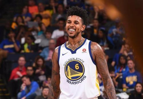 德媒：巴萨在关注莱比锡19岁新星韦德拉奥果，已派出球探考察（德媒称巴萨盯上莱比锡19岁新秀韦德拉奥果，球探已赴现场考察）