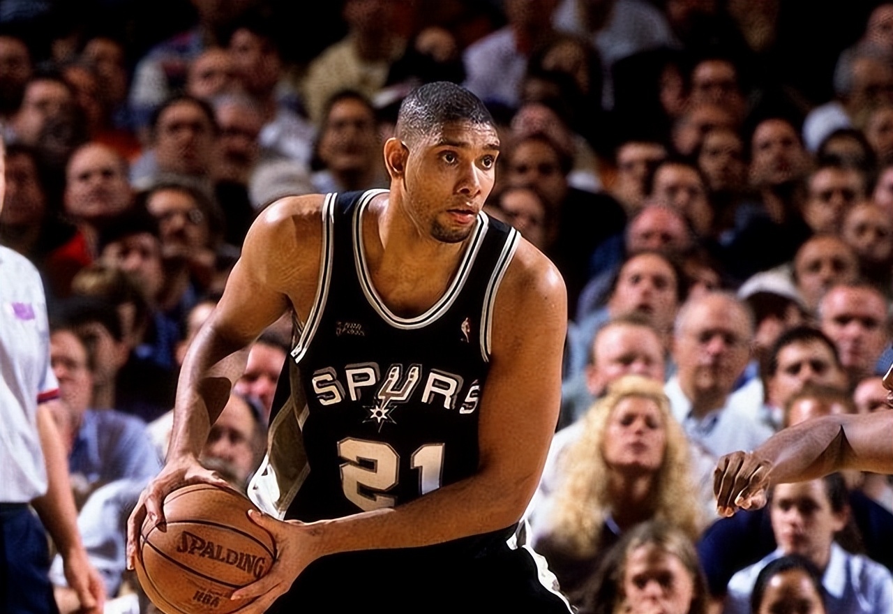 内线人手严重不足，黄蜂不得不裁掉了前凯尔特人锋线新星？（内线捉襟见肘，黄蜂为何忍痛裁掉昔日凯尔特人锋线希望？）